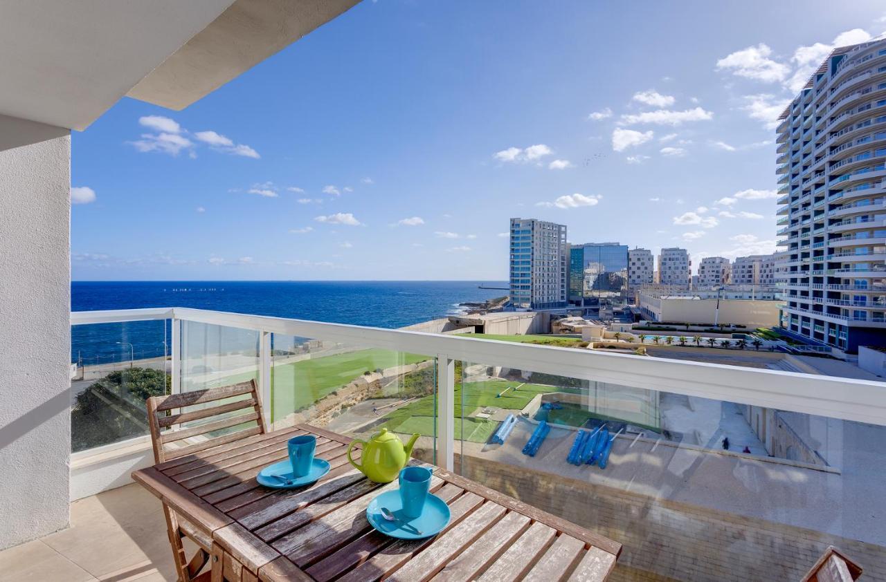 Apartment With Stunning Seaviews Sliema Exteriör bild