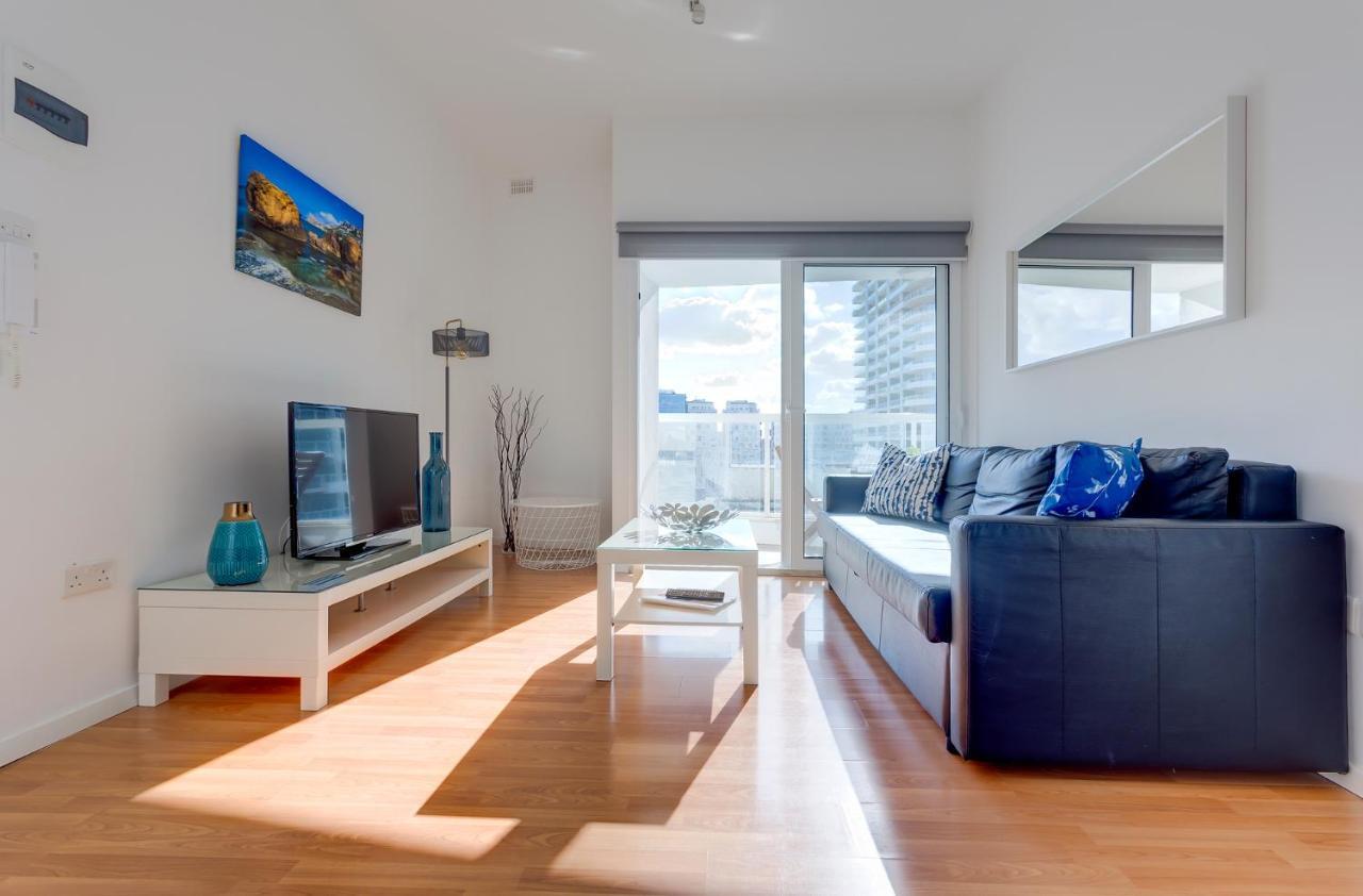 Apartment With Stunning Seaviews Sliema Exteriör bild