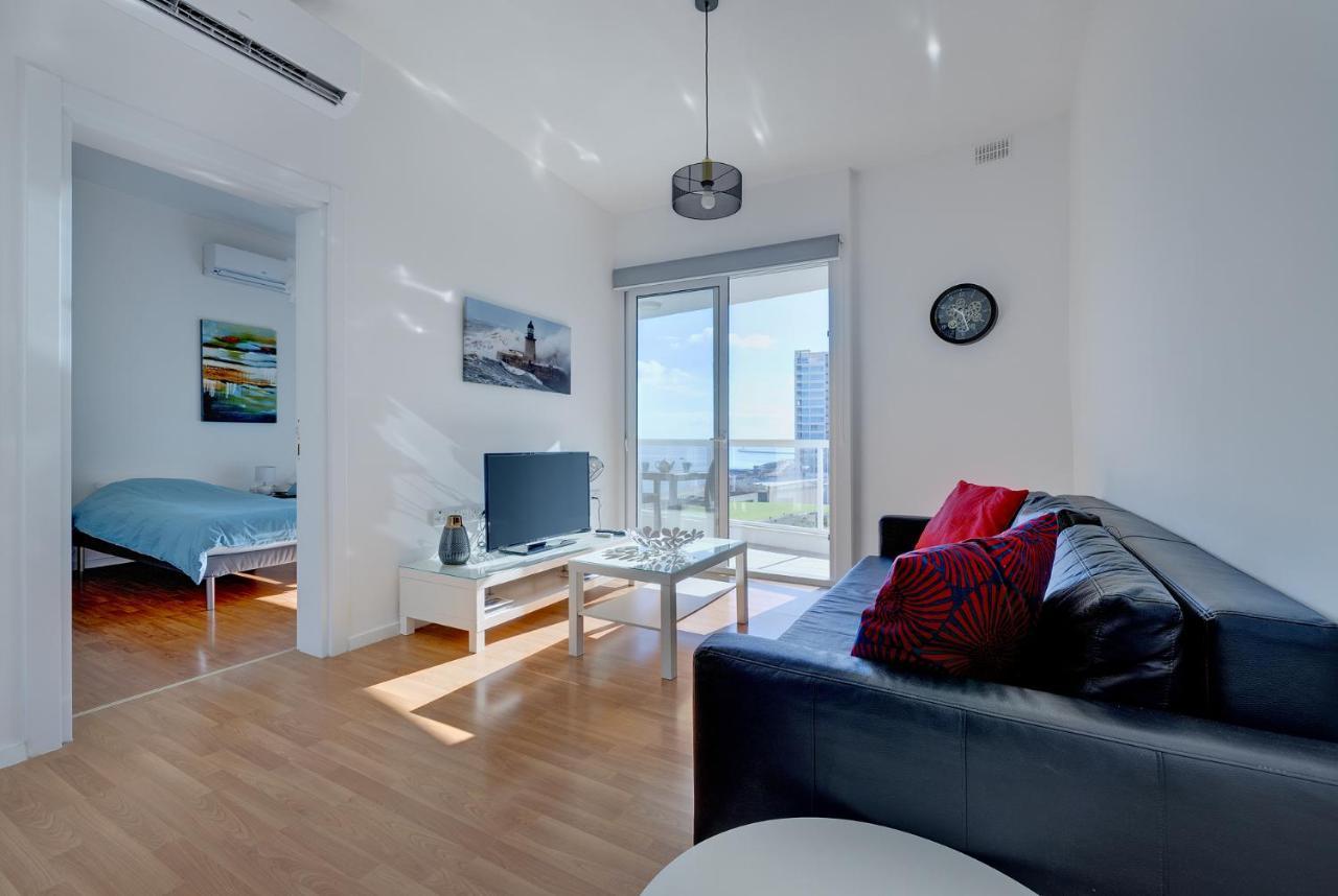 Apartment With Stunning Seaviews Sliema Exteriör bild